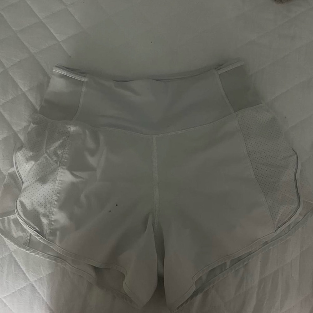 lululemon athletica Women's Athletic Shorts - Light Gray